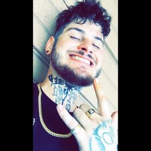 Meet your Posher, Ay'boe